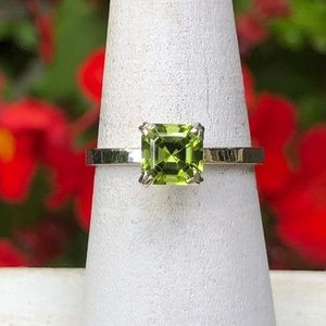1/2 ct Peridot Ring 14k white gold Asscher cut, step cut